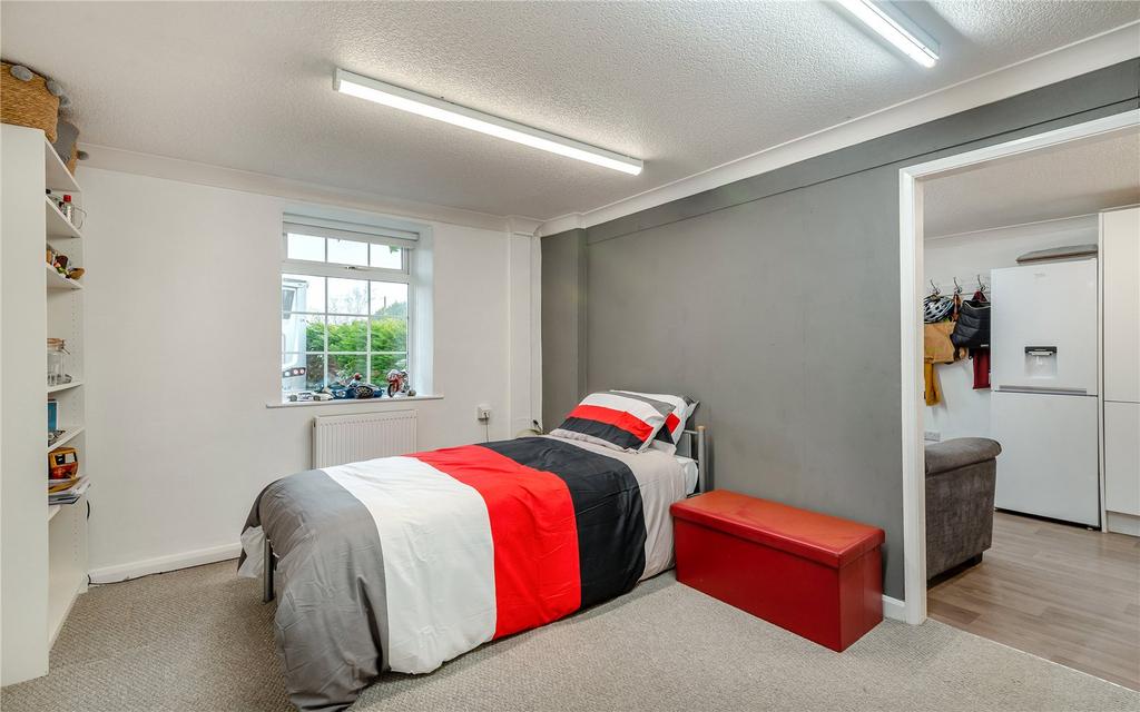Bedroom Seven