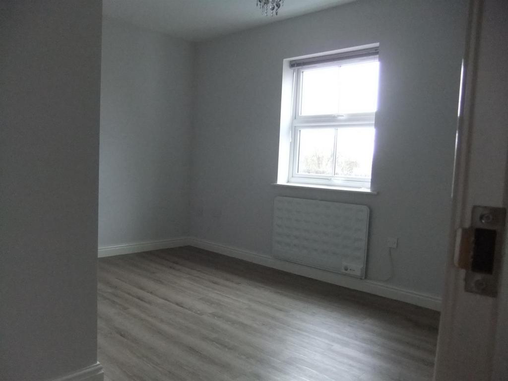 Bedroom.JPG