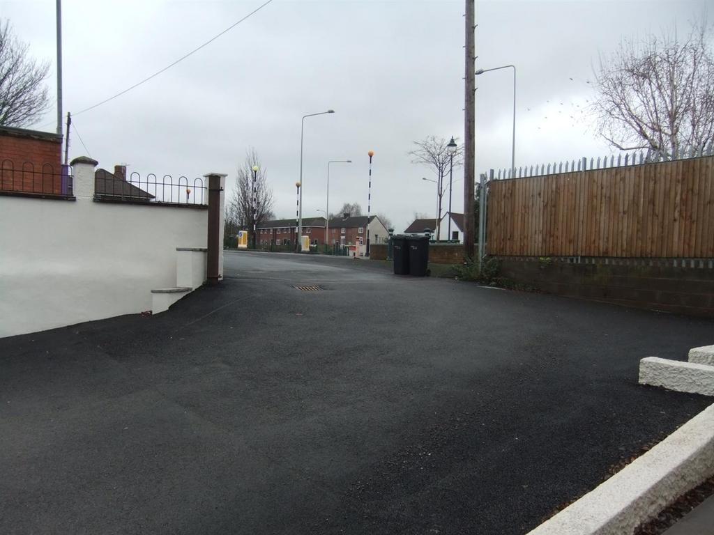 Driveway.JPG