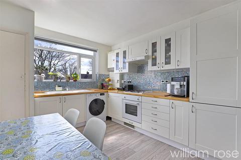 2 bedroom apartment for sale, 21-23 The Ridgeway, London E4