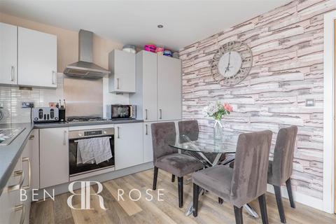 16 Chapel Way, Coppull, Chorley, PR7 4QN