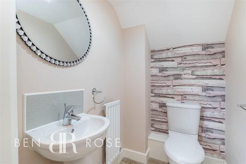 16 Chapel Way, Coppull, Chorley, PR7 4QN