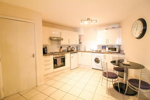 2 Duck Hill, Ripon, HG4 1BL