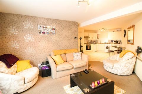 2 Duck Hill, Ripon, HG4 1BL