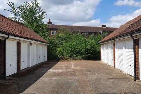 undefined, Breamore Road, Ilford IG3