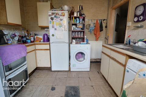 2 bedroom terraced house for sale, Lodge Avenue, Dagenham