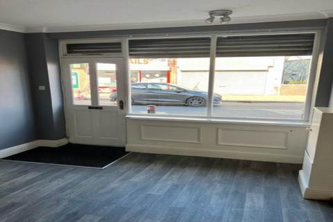 Property to rent, Barnsley Road, South Elmsall,