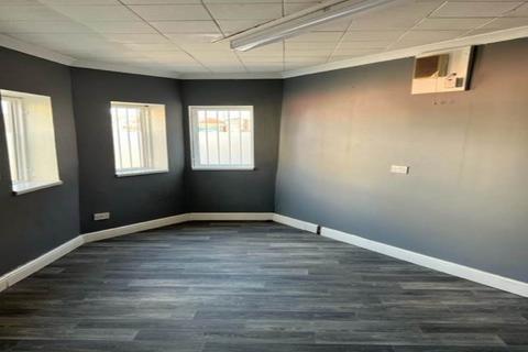 Property to rent, Barnsley Road, South Elmsall,