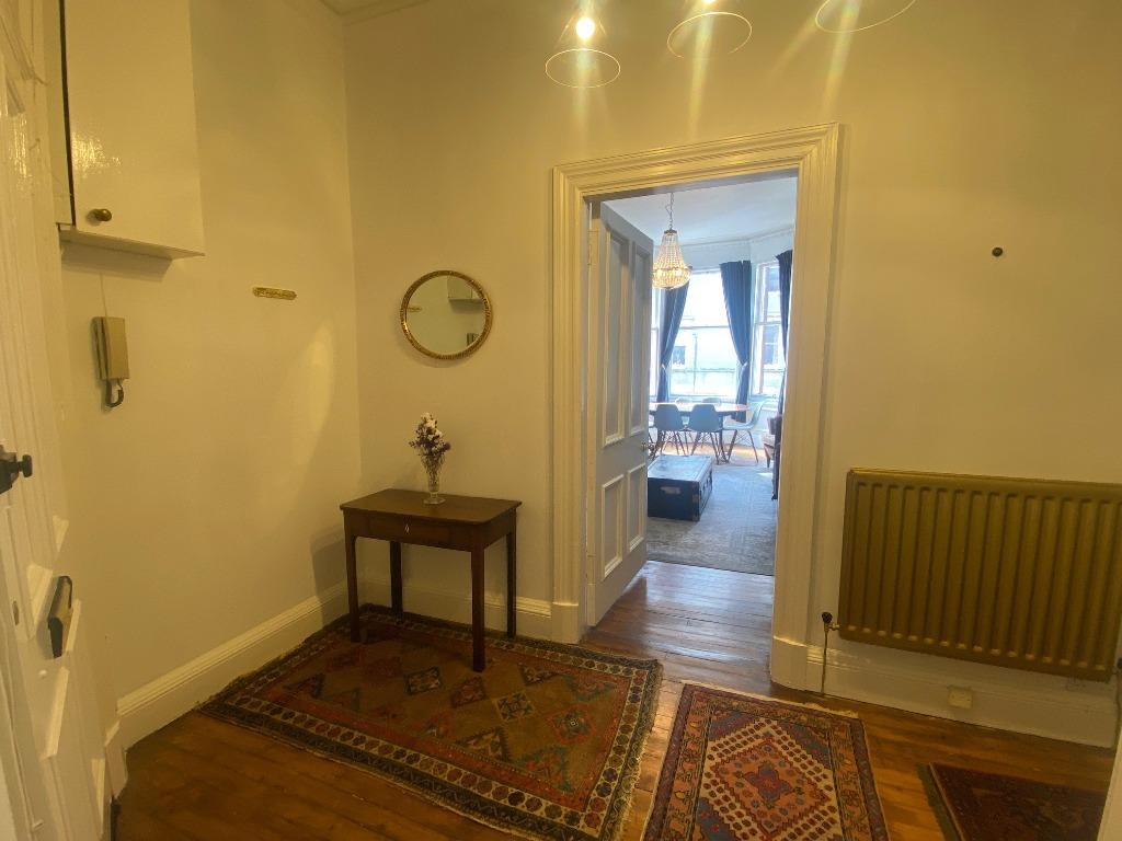 Apartment in Edinburgh - More
