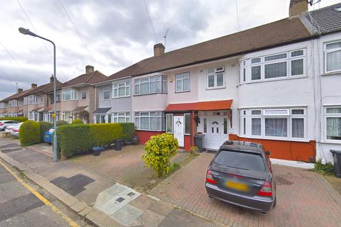 44 Ascot Close, Ilford, IG6 3AF