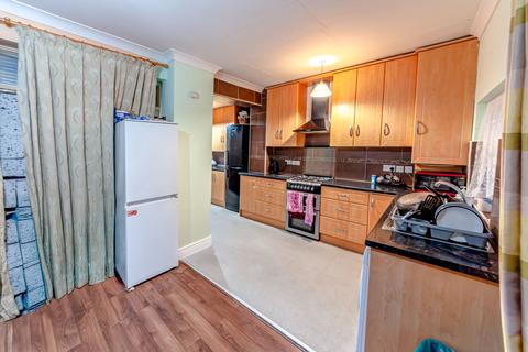44 Ascot Close, Ilford, IG6 3AF