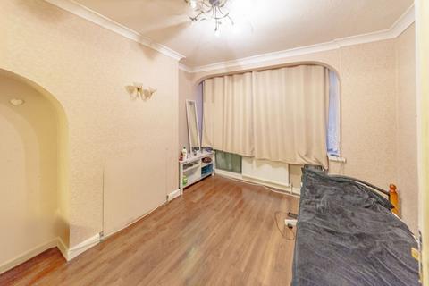 44 Ascot Close, Ilford, IG6 3AF