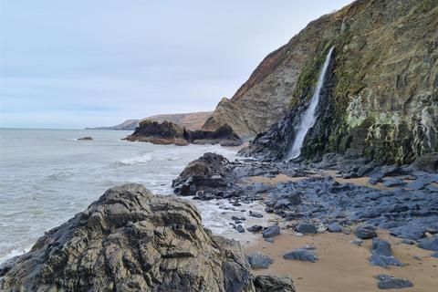 2 bedroom cottage for sale, Tresaith, Cardigan