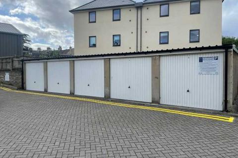 Garage to rent, Albert Terrace, Twerton BA2