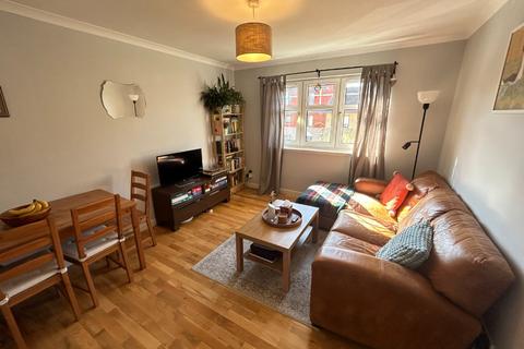 2 bedroom flat to rent, New Orchardfield, Leith, Edinburgh, EH6