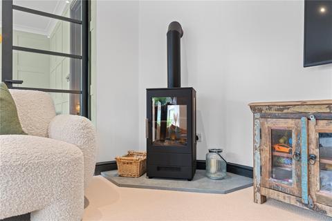 4 bedroom detached house for sale, Chartwell Road, Kirkby-in-Ashfield, Nottingham, Nottinghamshire, NG17