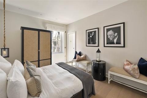49 Cheyne Place, London, SW3 4HL