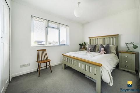 1 bedroom semi-detached house for sale, Dairymans Walk, Surrey GU4