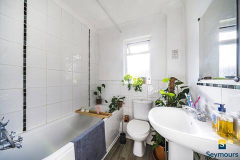 1 bedroom semi-detached house for sale, Dairymans Walk, Surrey GU4