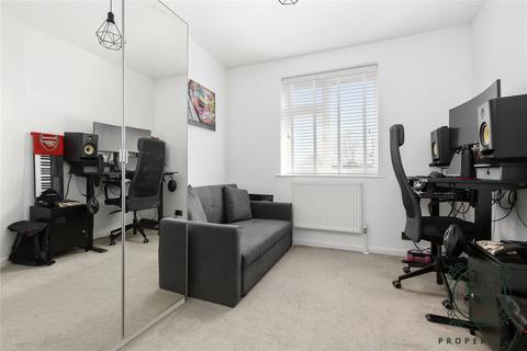 8 Queens Drive, Waltham Cross, EN8 7PP