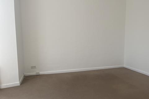 2 bedroom flat to rent, Cavendish Road, London NW6
