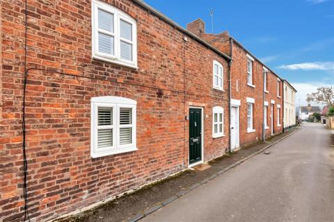 2 bedroom cottage for sale, Merstow Place, Evesham, Worcestershire