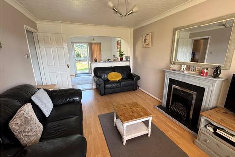 3 Bisley Close, Clacton-on-sea, CO16 8XS