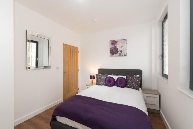 Touthill-close-pe1-1gz-967191