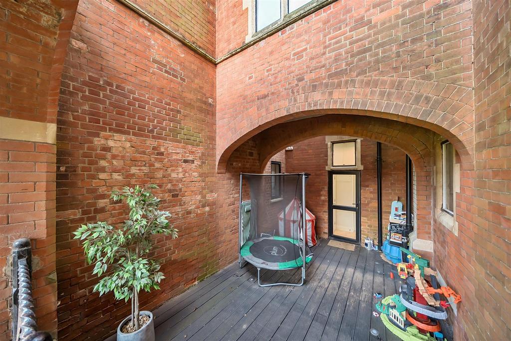 Private Terrace: