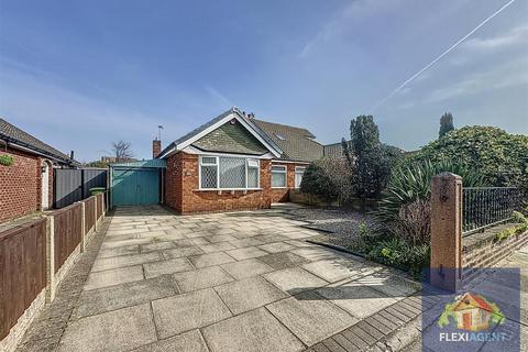 2 bedroom semi-detached bungalow for sale, Fairhaven Road, Southport PR9