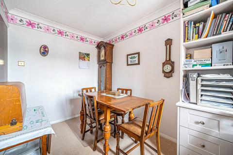 7 Meadow View, Whitchurch, RG28 7BL