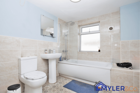 126 Mersey Road, Widnes, WA8 0DT