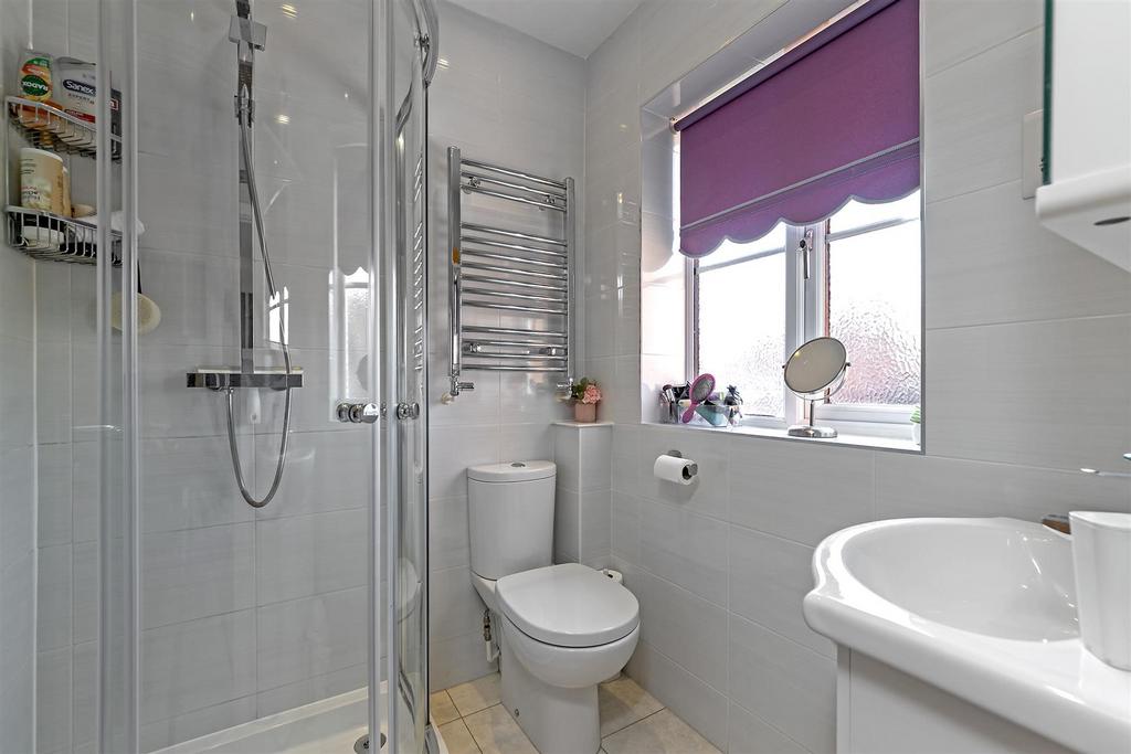 6 Damson Close-23.jpg