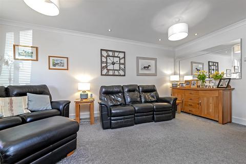 6 Damson Close, Watford, WD24 5JY