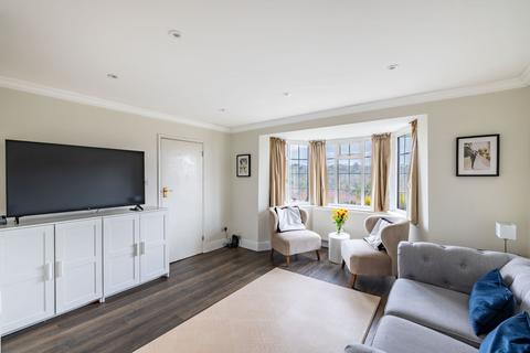 2 Roffey Close, Purley, CR8 4BH