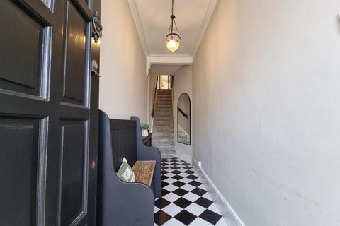 1 bedroom maisonette for sale, Mawney Road, Romford