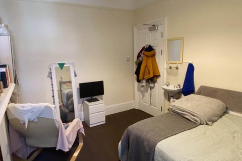 1 bedroom in a house share to rent, St Johns Road, Exeter EX1