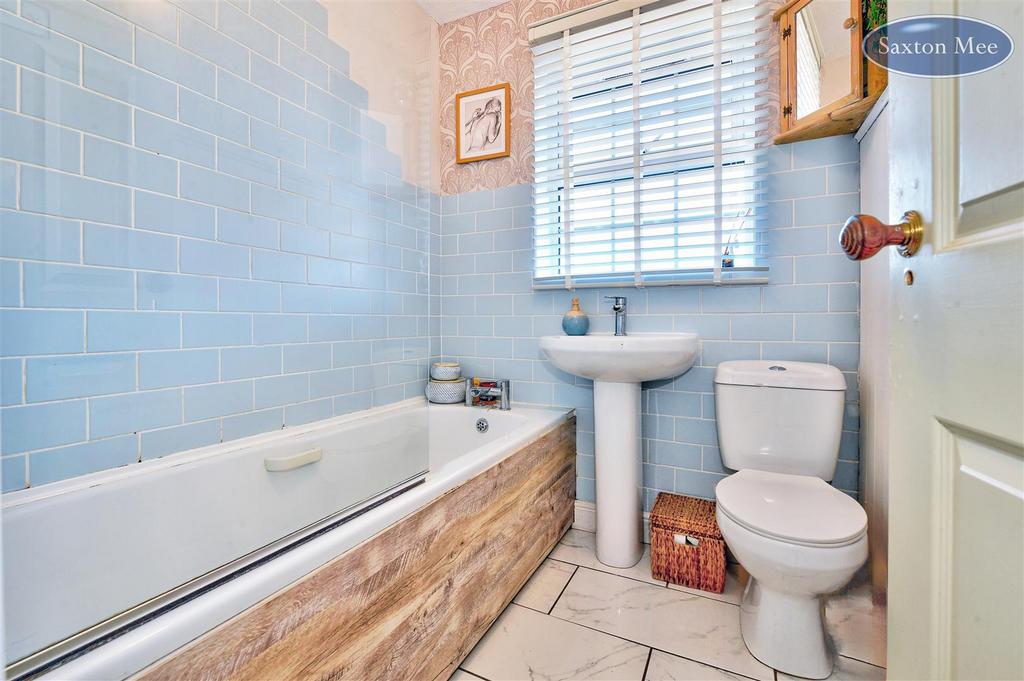 Bathroom 4274 5 6.jpg