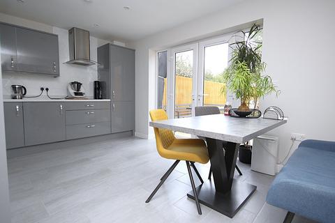 3 bedroom end of terrace house for sale, Paterson Place, Oakdale , Poole, BH15