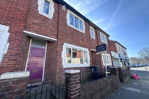 4 bedroom terraced house to rent, Talworth Street, Cardiff, CF24