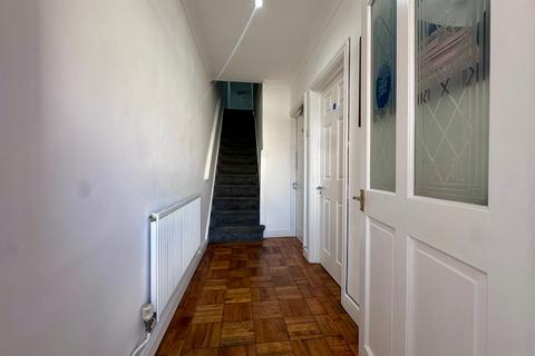 4 bedroom terraced house to rent, Talworth Street, Cardiff, CF24