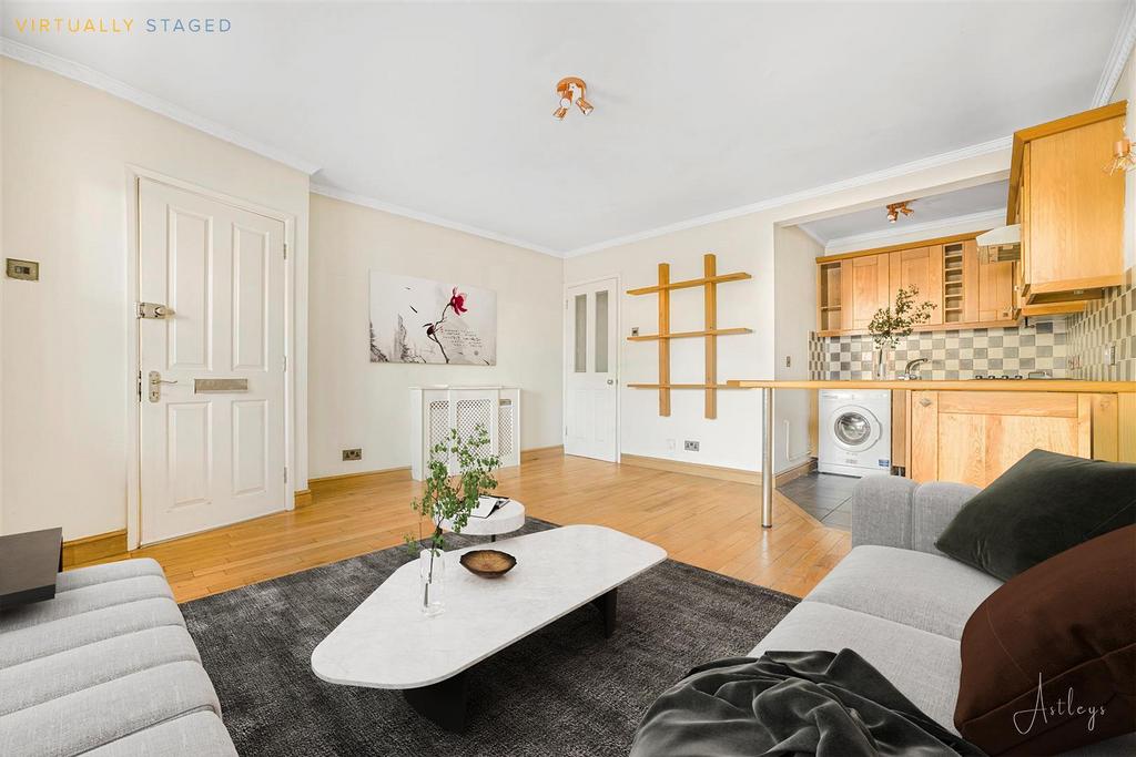 Kitchen/Living Area