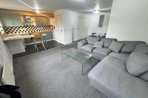 2 bedroom apartment to rent, Prestbury Court, Longley Road, Manchester, M28