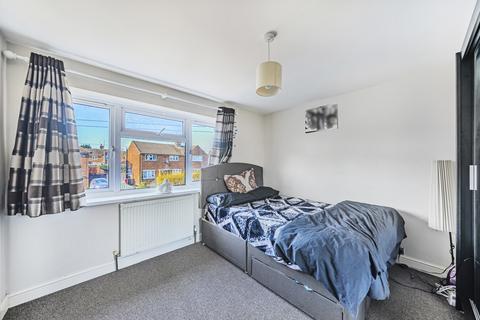 3 Garston Close, Reading, RG30 3JR