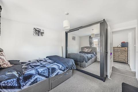3 Garston Close, Reading, RG30 3JR