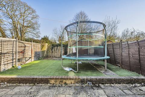 3 Garston Close, Reading, RG30 3JR