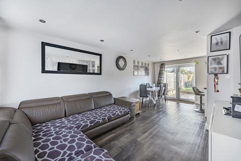 undefined, Garston Close, Reading, Berkshire