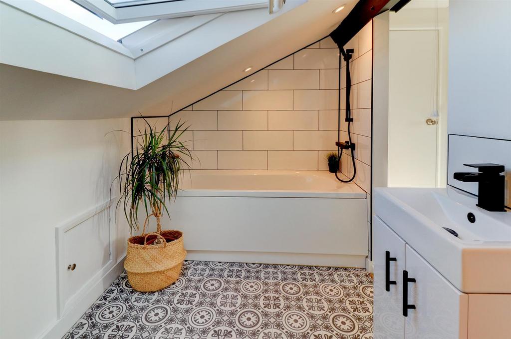 Ensuite Bathroom