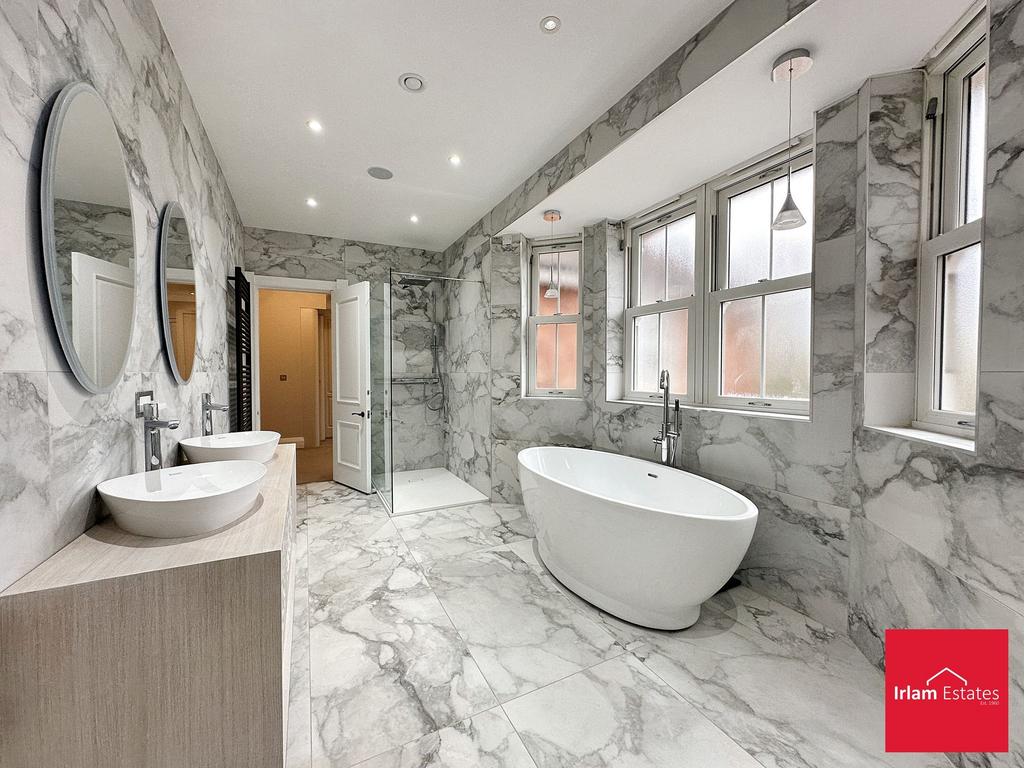 Ensuite