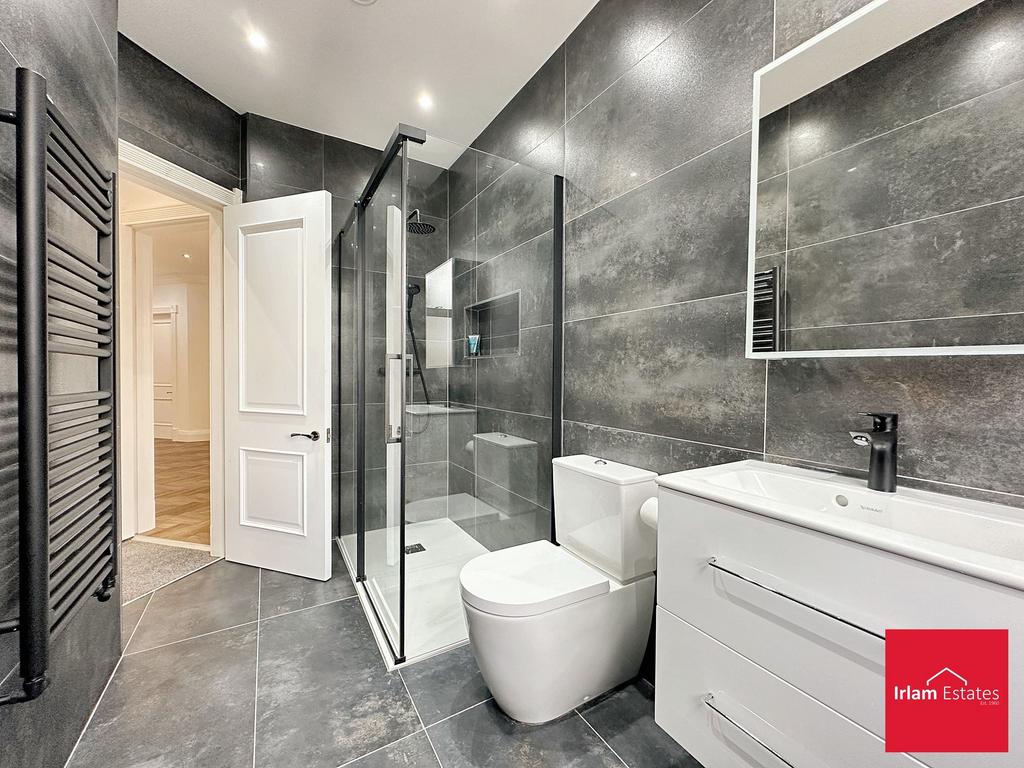 Ensuite